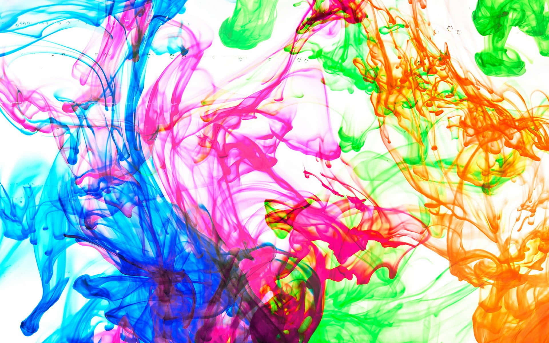 artwork 桌布 壁紙 — 鮮豔的彩色墨水在純白背景上以動態流體運動旋轉混合。
