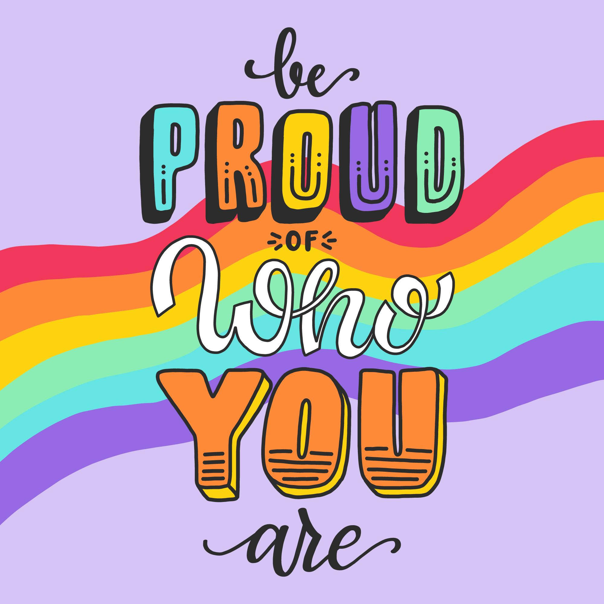 LGBT 桌布 壁紙 — 鮮豔的彩虹波浪在柔和薰衣草背景上，流動於粗體彩色文字「為自己感到驕傲」之後。