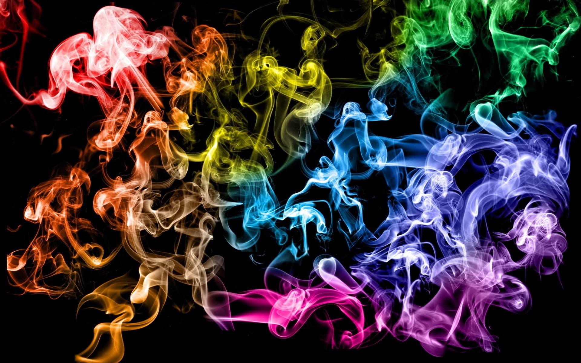 Smoke HD 桌布 壁紙 — 鮮豔的彩虹色煙霧在純黑色背景上動態旋轉。