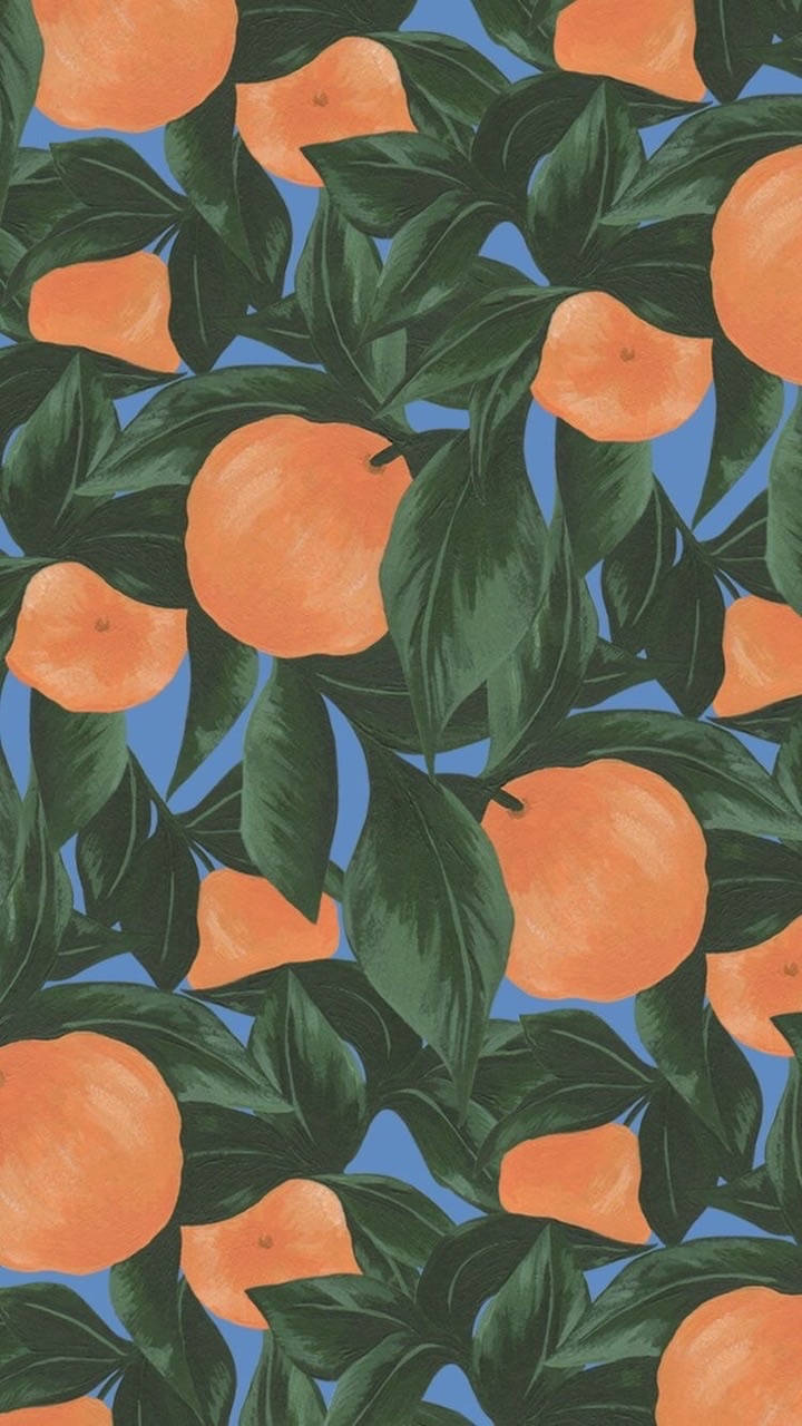 Fruit 桌布 壁紙 — 鮮豔的橙色柑橘類水果與深綠色葉子在純藍色背景上重複，形成茂盛的植物圖案。