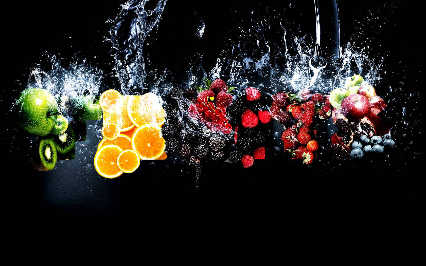 Fruits 桌布 壁紙 — 鮮豔的水果在強烈的黑色背景下，伴隨著動態的水花飛濺而爆開。