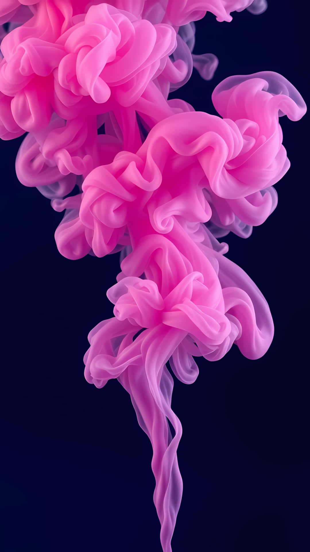 Pink Ink Smoke Flow on Dark Background 壁紙 — 鮮豔的粉紅色墨水流渦優雅地傾瀉在深海軍藍色背景上，形成迷人的流體舞蹈。