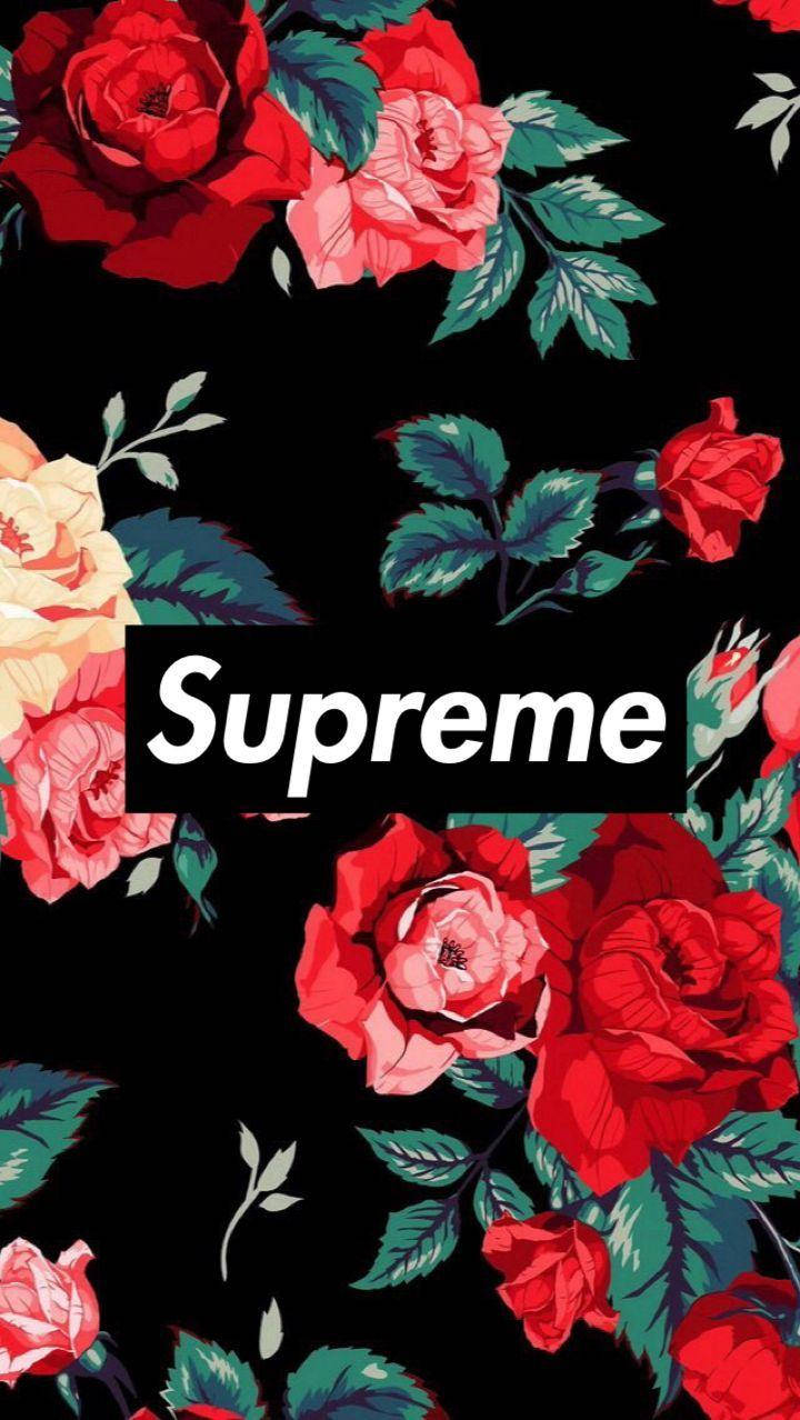 Dope Supreme 桌布 壁紙 — 鮮豔的紅色和粉紅色玫瑰與綠葉在黑色背景上綻放，並帶有粗體白色文字的Supreme字樣。