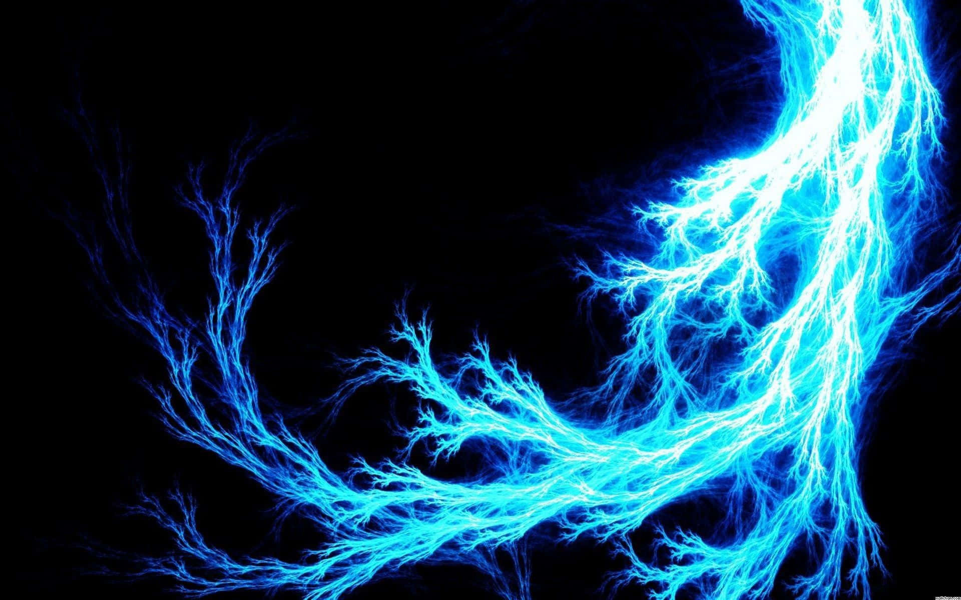 閃電 桌布 壁紙 — 鮮豔的藍色電閃電在黑色虛空中以動態碎形圖案分支開來。