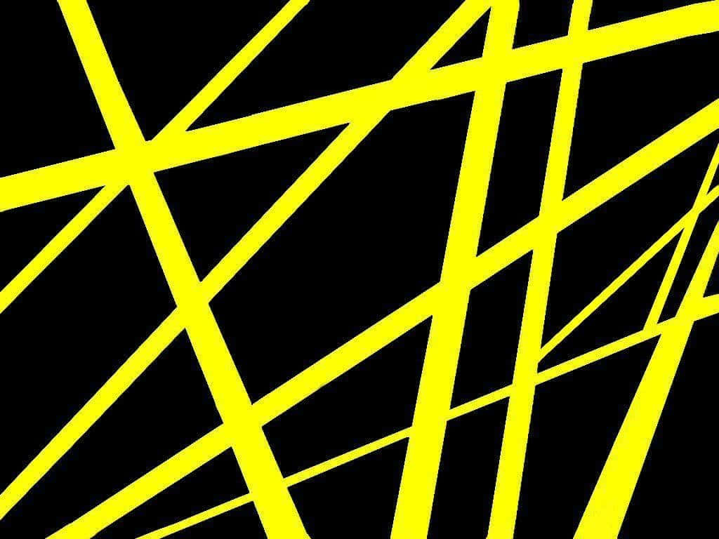 Yellow Striped 桌布 壁紙 — 鮮黃色的對角線在純黑色背景上以大膽的幾何圖案劃過。
