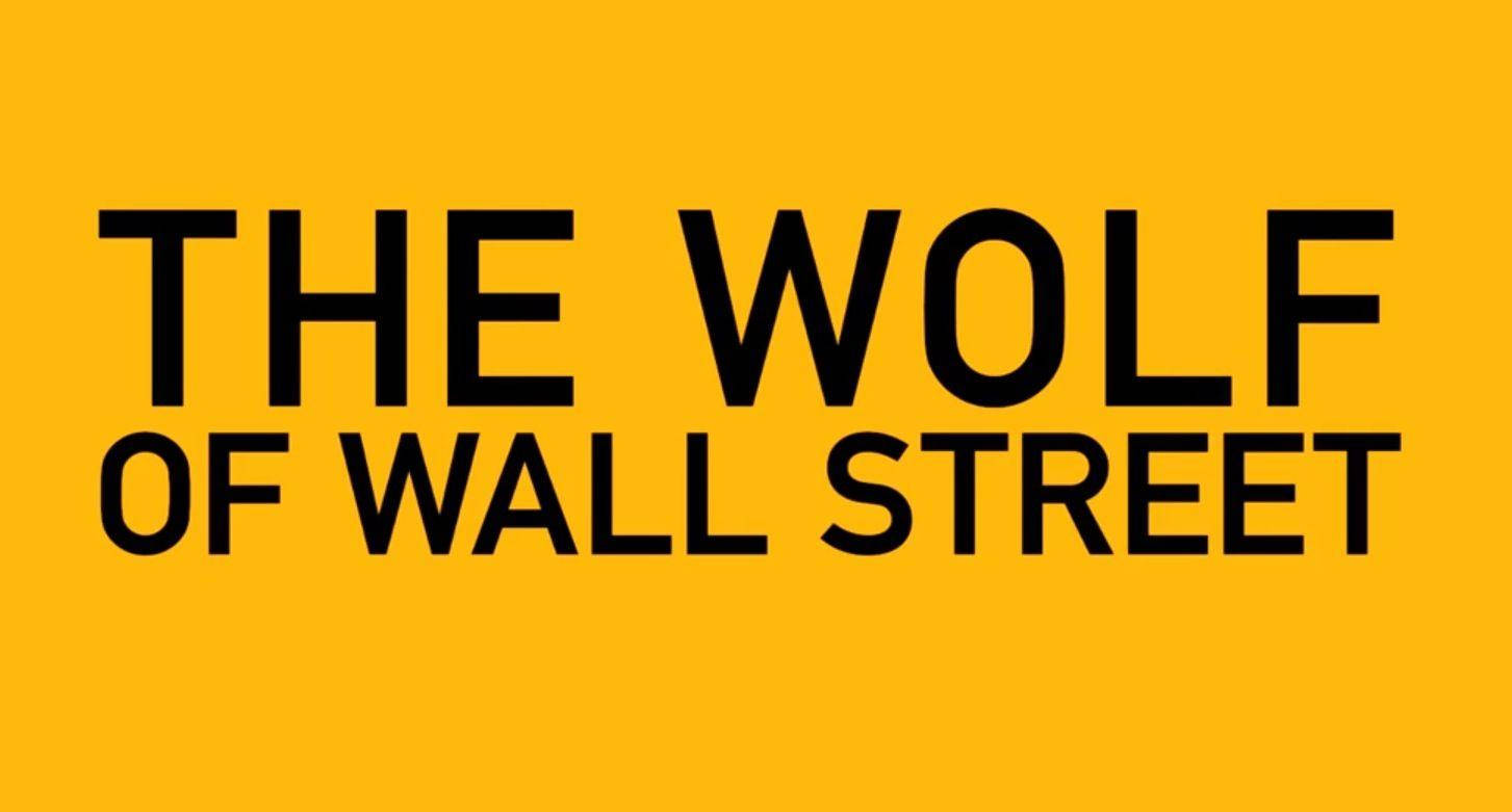 Wolf Of Wall Street 桌布 壁紙 — 鮮黃色背景上，粗體黑色文字寫著「THE WOLF OF WALL STREET」。
