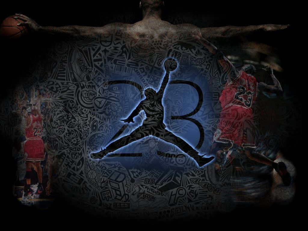 籃球 Jordan 桌布 壁紙 — 麥可喬丹在空中灌籃的發光藍色剪影，疊加在一個刺青籃球運動員在黑暗背景中持球之上。
