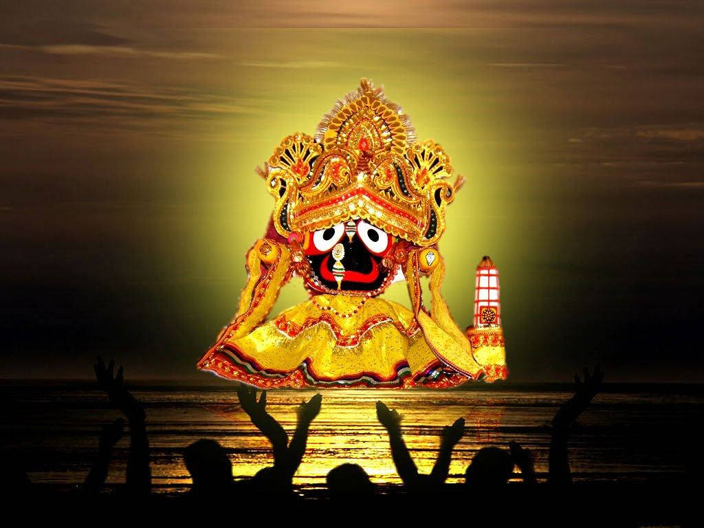 Jagannath 桌布 壁紙 — 黃昏時分，一尊閃耀的金色Jagannath神像漂浮在水面上，剪影般的信徒們舉手敬拜。