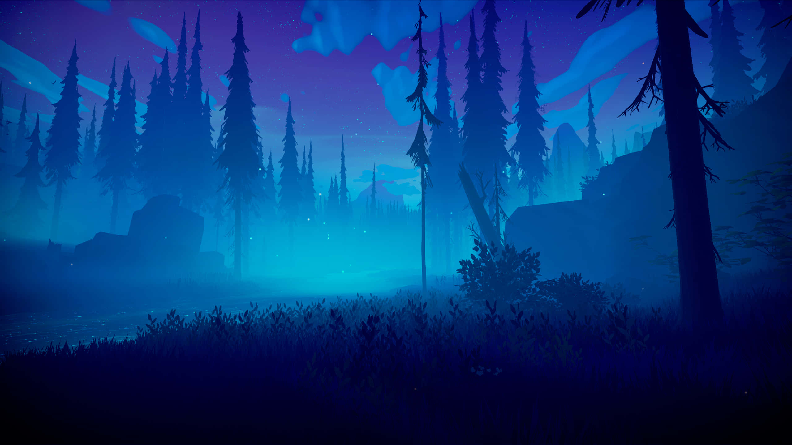 Purple Sky 桌布 壁紙 — 黃昏時分的神秘森林，沐浴在深藍色調中，散發著發光的薄霧和星空。