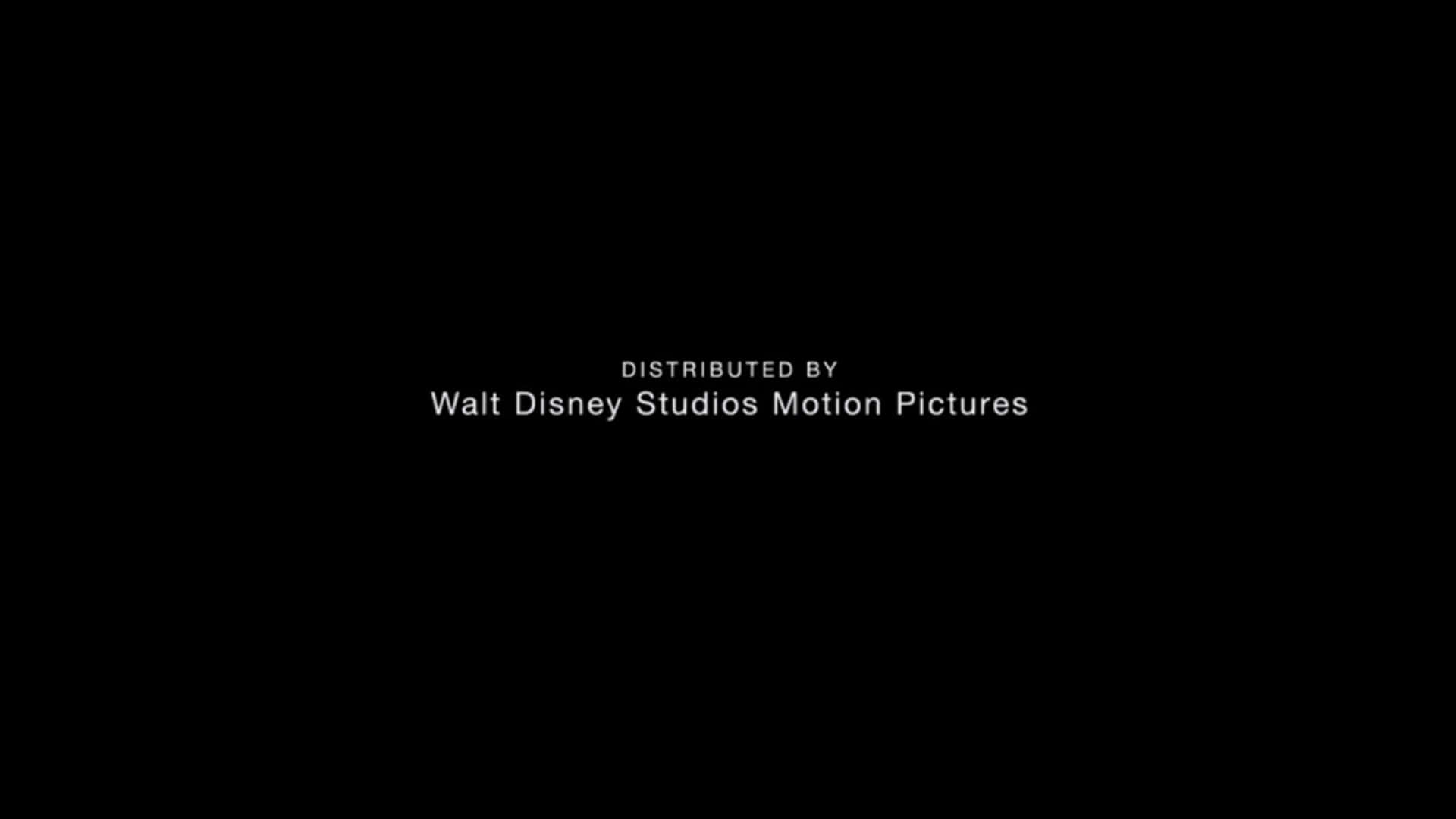 Walt Disney Studios Motion 桌布 壁紙 — 黑底白字顯示由華特迪士尼工作室電影發行。