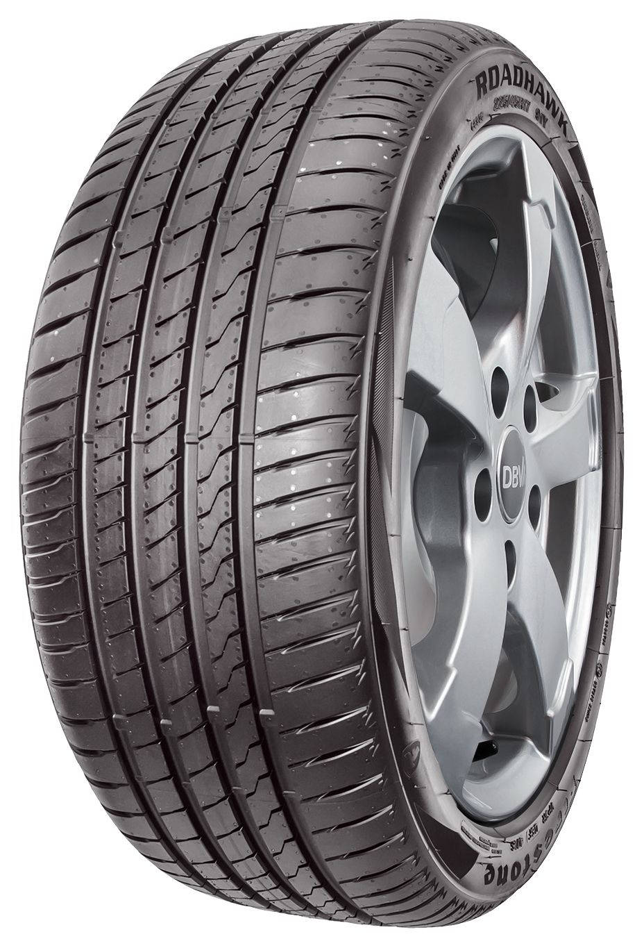 Firestone 桌布 壁紙 — 黑色 Bridgestone Roadhawk 輪胎安裝在銀色多輻合金輪圈上的特寫攝影棚照片。