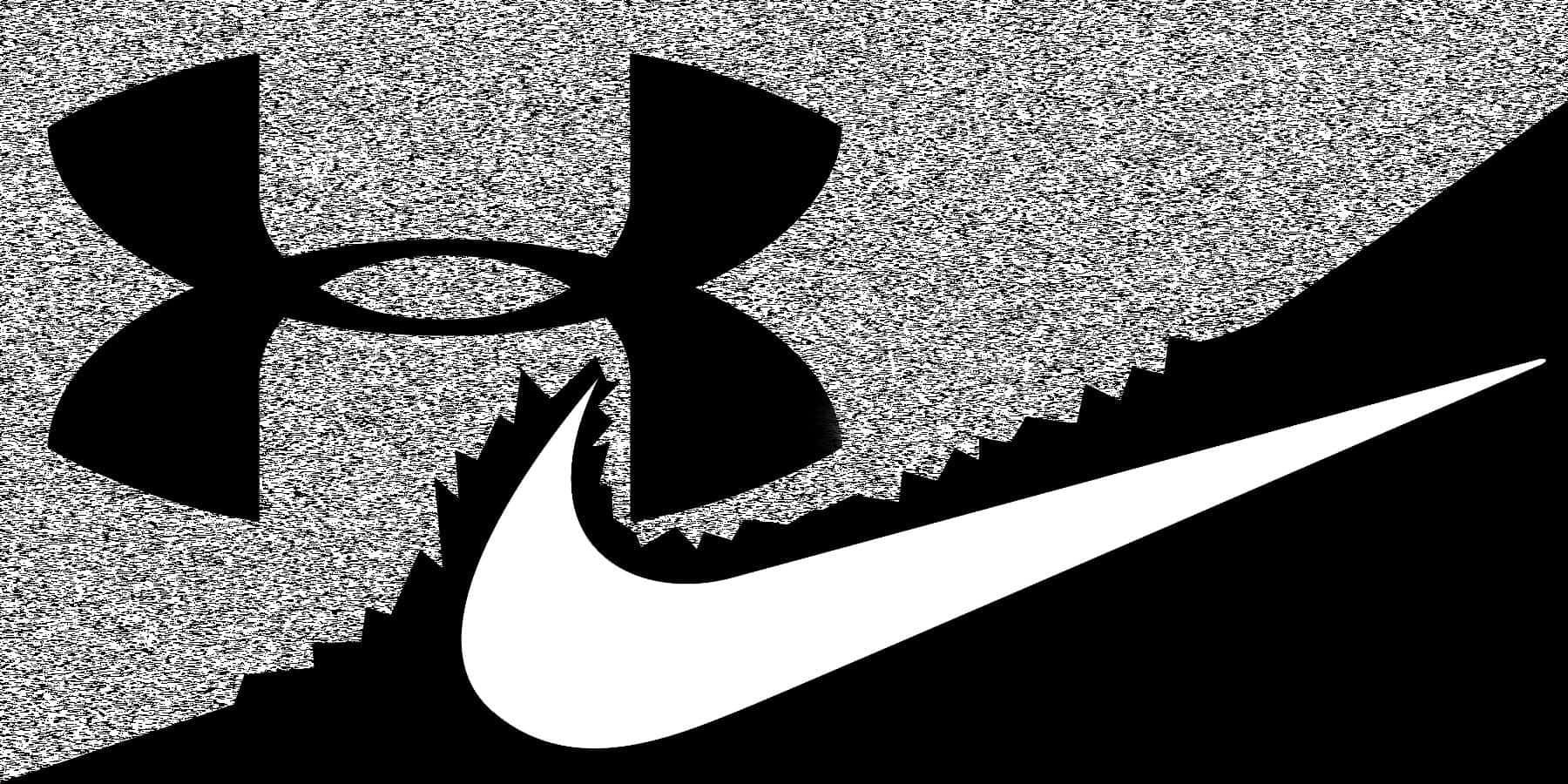 Under Armour 桌布 壁紙 — 黑色 Under Armour 標誌與白色 Nike 勾號在顆粒靜態背景上融合。