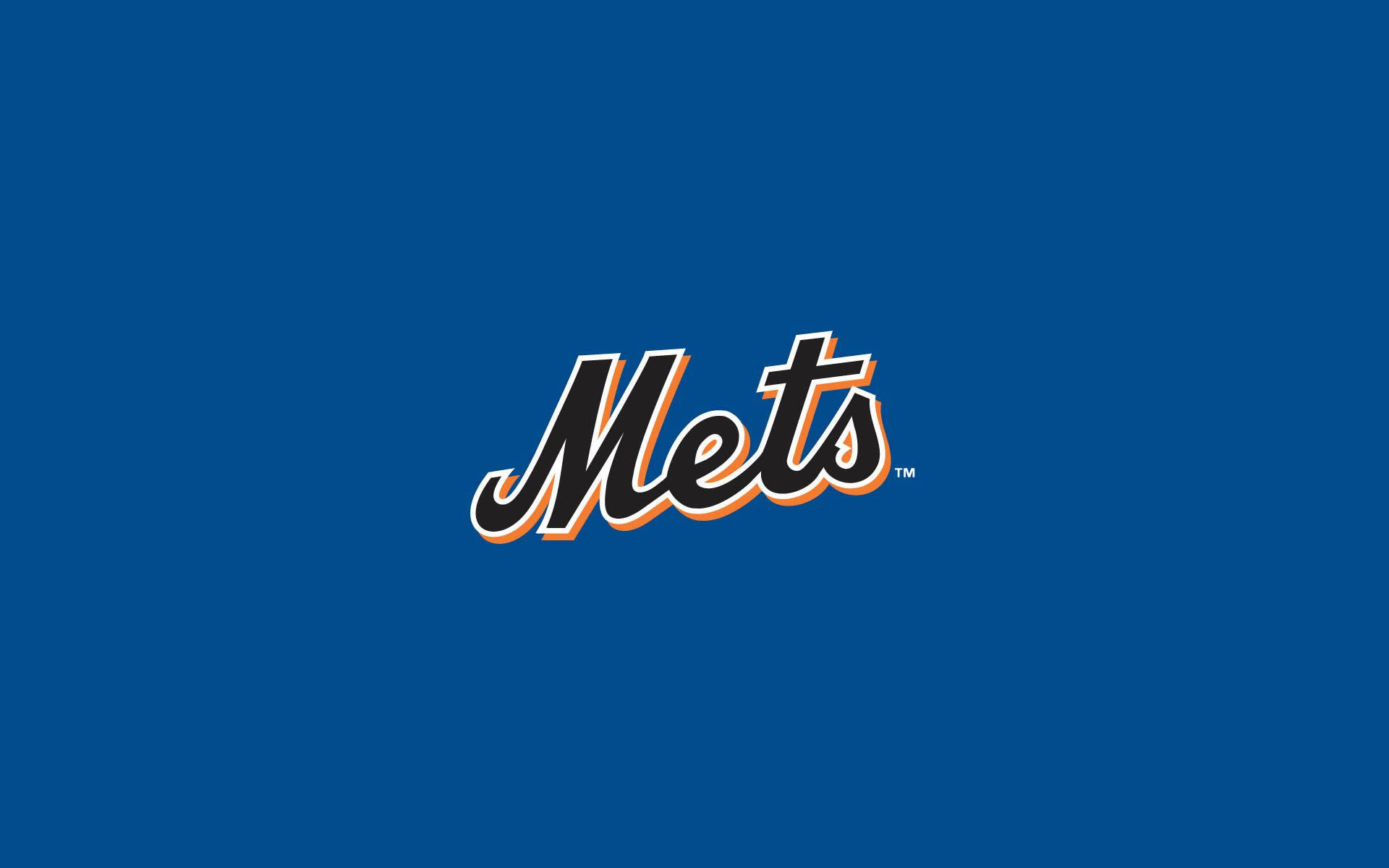 New 桌布 壁紙 — 黑色、橙色和白色的粗體「Mets」標誌居中在純皇家藍色背景上。