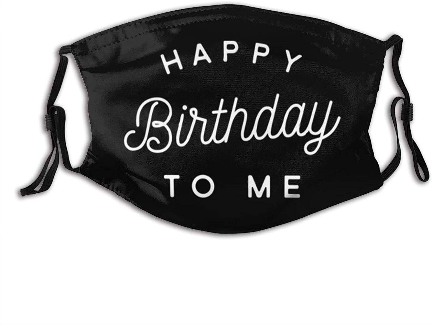 Me 桌布 壁紙 — 黑色布料口罩，白色文字寫著「HAPPY Birthday TO ME」，字體混合，背景為純白色。