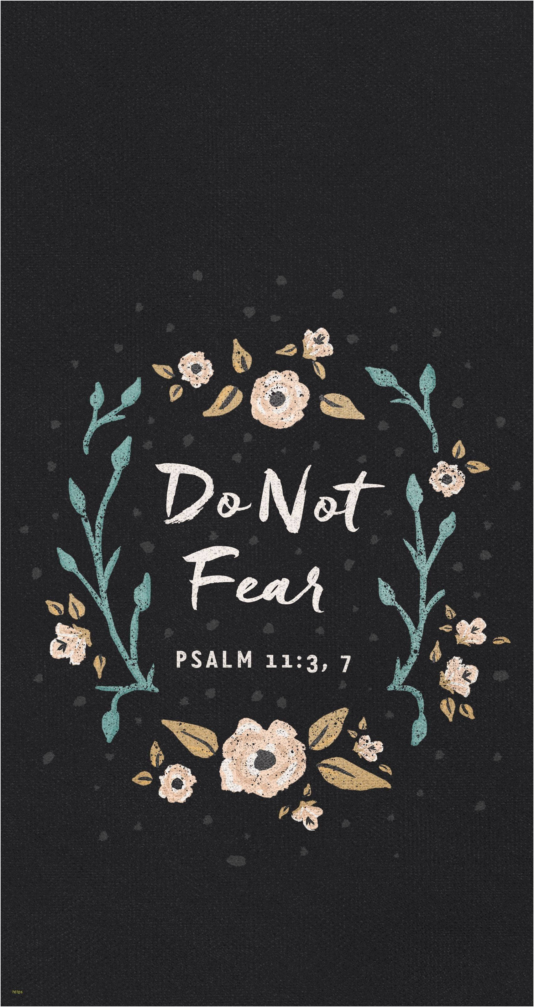 基督教 桌布 壁紙 — 黑色紋理壁紙上，白色手寫字體寫著「Do Not Fear」，周圍環繞著青綠色、金色和奶油色的精緻花環。