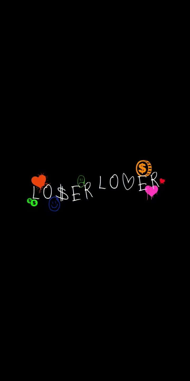 Lover Loser 桌布 壁紙 — 黑色背景，帶有色彩繽紛的塗鴉風格文字 'LO$ER LOVER'，周圍環繞著愛心和美元符號。