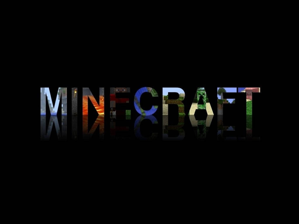 Minecraft Logo 桌布 壁紙 — 黑色背景上，以方塊字體呈現的「Minecraft」字樣，字體內部充滿遊戲場景和倒影。