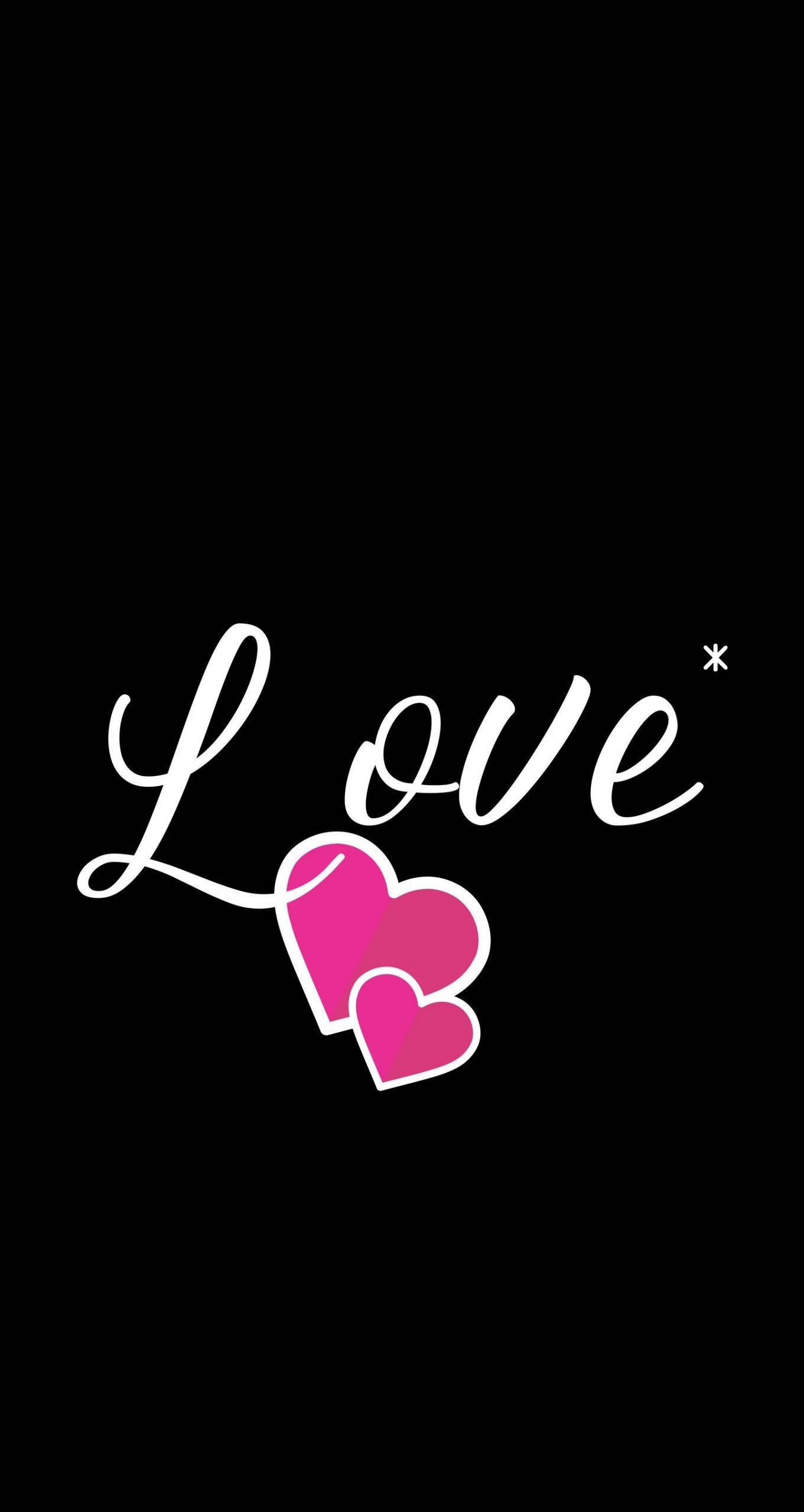 Love Phone 桌布 壁紙 — 黑色背景上，白色草書字體的「love」字樣，搭配兩個粉紅色漸層心形。