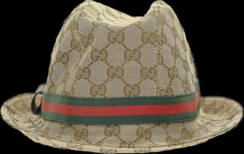 Gucci 桌布 壁紙 — 黑色背景上帶有GG字母組合圖案和紅綠條紋的米色Gucci軟呢帽。