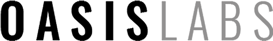 綠洲 桌布 壁紙 — 黑色背景上粗體灰色 LABS 文字，搭配簡潔現代字體。