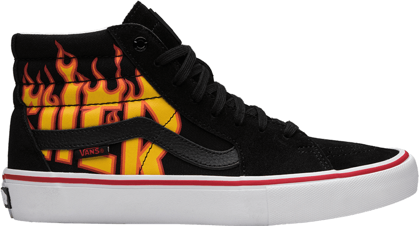 Vans 桌布 壁紙 — 黑色高筒運動鞋，側面有醒目的黃色和橙色火焰圖案，背景為純黑色。