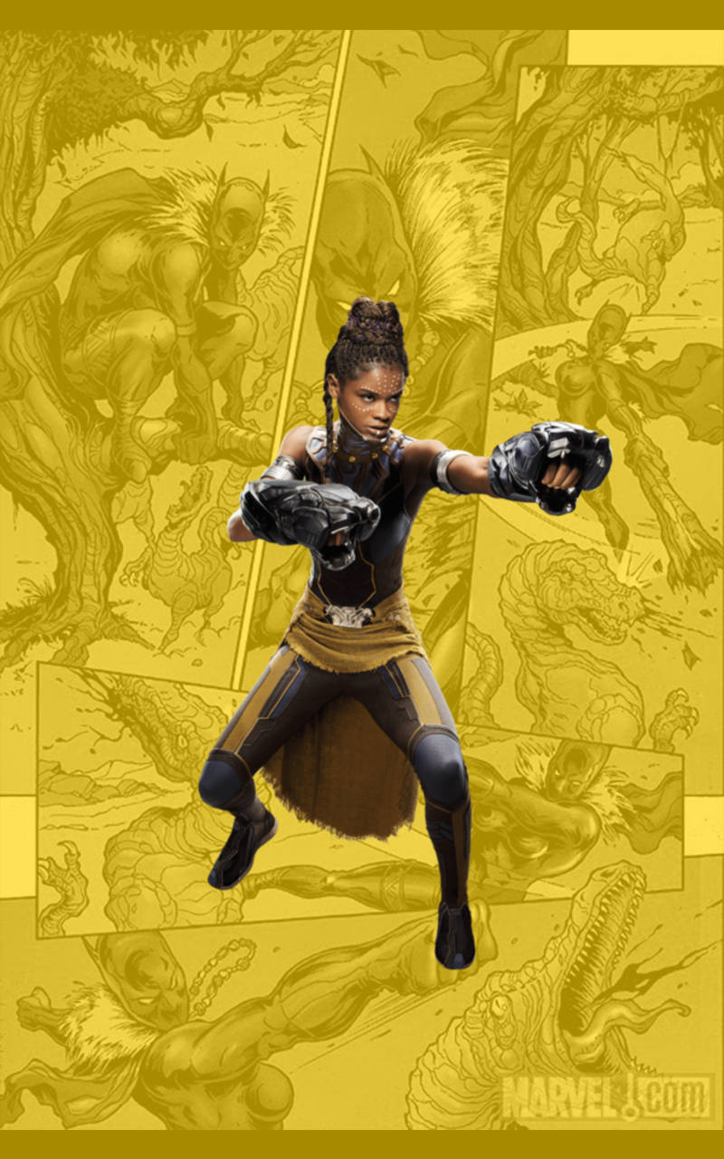 Shuri 桌布 壁紙 — 黑豹在黃色漫畫面板背景上擺出動態戰鬥姿勢。