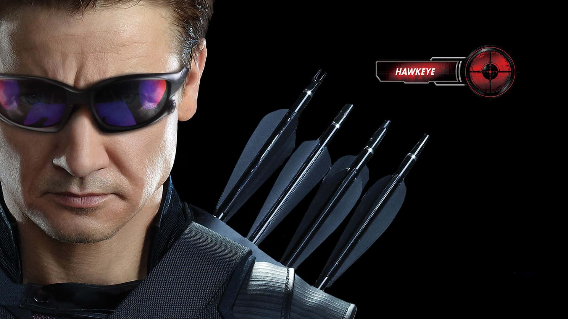Marvel Movie 桌布 壁紙 — 黑鷹近距離特寫，戴著深色太陽眼鏡，背上背著箭，背景為黑色。