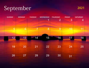 2021年9月日曆，日落、水面和防波堤 — 夕陽天空 壁紙