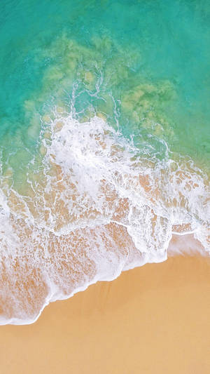 4K iPhone 海灘鳥瞰海浪壁紙
