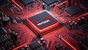 詳細電路板上的發光紅色Verizon晶片。