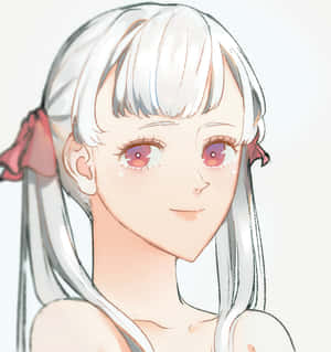 銀色頭髮、粉紅色眼睛的動漫女孩溫柔地微笑。 — 黑色五葉草 壁紙