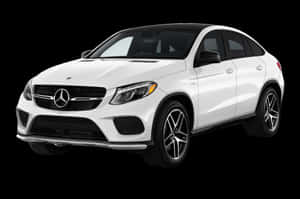 白色賓士 GLE Coupe SUV，黑色車頂和合金輪圈，黑色背景。 — MacBook Air 13 壁紙