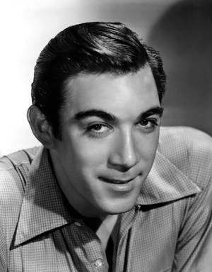 Anthony Quinn 神秘迷人微笑