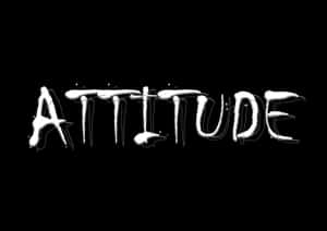 在黑色背景上寫著 attitude 的粗體滴落白色塗鴉文字 — 美學白 壁紙