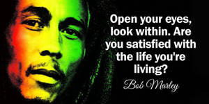 Bob Marley 肖像，附有關於自我反思和生活滿足感的勵志名言。