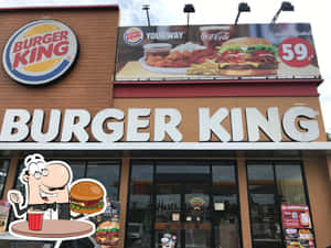 Burger King 餐廳，吉祥物手持漢堡和飲料。 — 漢堡王 壁紙
