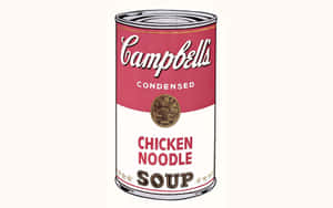 Campbell's 雞肉麵湯罐以普普藝術風格呈現，紅、白、金色設計。 — 科學怪犬 壁紙