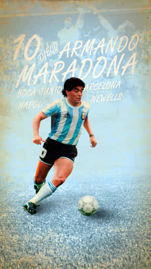 Diego Maradona 以復古風格盤帶足球，並帶有文字疊加。 — 美式足球 壁紙
