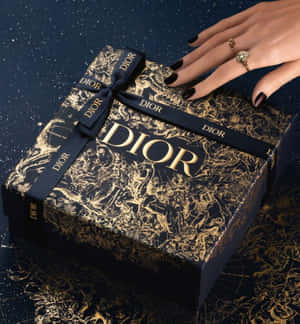 Dior 圖片 — Galaxy Z Flip 8 壁紙