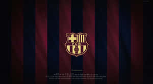 FC Barcelona 會徽置於紅藍條紋背景上，下方列出球員名字。 — 黑色高畫質桌布 壁紙