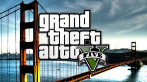 Grand Theft Auto V 標誌疊加在黃昏時分的金門大橋上 — 俠盜獵車手V 壁紙
