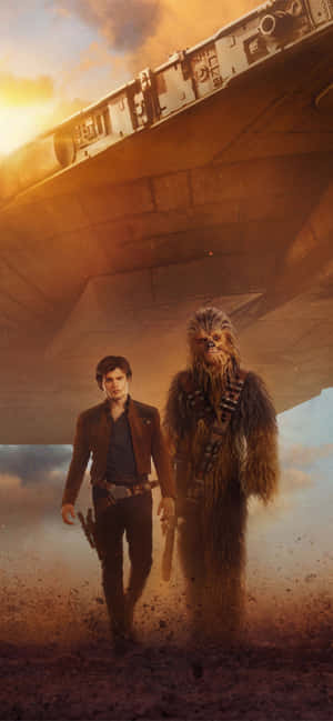 Han Solo 和 Chewbacca 在塵土飛揚的科幻場景中走在太空船下。 — iPhone 16e 壁紙