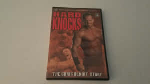 WWE摔角DVD封面《Hard Knocks》， featuring Chris Benoit。 — 克里斯·布朗 壁紙