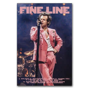 Harry Styles 在音樂會上穿著粉紅色西裝唱歌，下方有專輯曲目列表。 — 哈利·史泰爾斯 GIF 壁紙