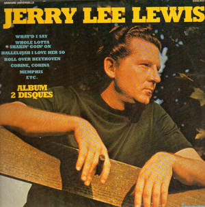 Jerry Lee Lewis 在復古專輯封面上，配有粗體黃色文字和深色背景。 — Galaxy Z Flip7 FE 壁紙