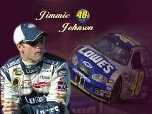 Jimmie Johnson 身穿賽車服，站在他的 #48 Lowe's NASCAR 賽車旁。 — 賽車 壁紙