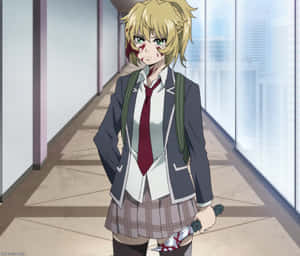 金髮動漫女孩穿著校服在走廊裡手持血淋淋的刀。 — 惡魔男孩 動漫 壁紙