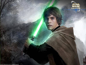Luke Skywalker 在霧氣山巒場景中手持綠色光劍。 — 4K 星際大戰 壁紙