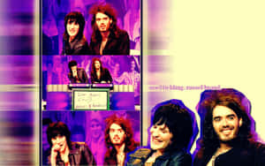 Noel Fielding 和 Russell Brand 在喜劇短劇中的拼貼畫，帶有紫色燈光和文字。 — 演員 壁紙