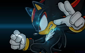 Shadow the Hedgehog 在星空背景下以動感姿勢展現發光的藍色能量。 — 美式卡通 壁紙